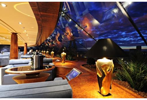 Lounge Privado reservado a los clientes Yacht Club